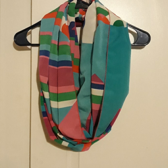 Infinity Scarf - Picture 2 of 3